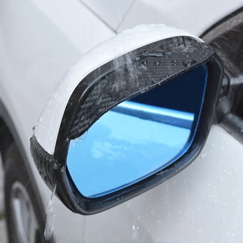 couverture pour rétroviseur de voiture contre la pluie.